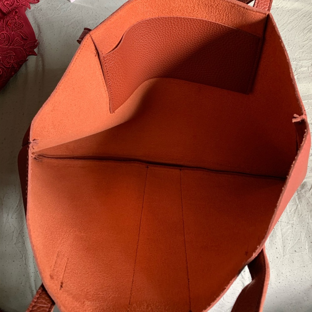 Designer Bag - Picture 2 of 2